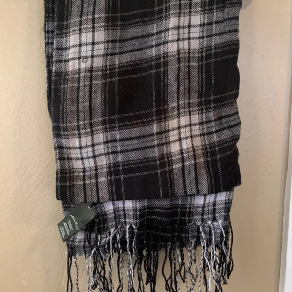 Eddie Bauer Scarf